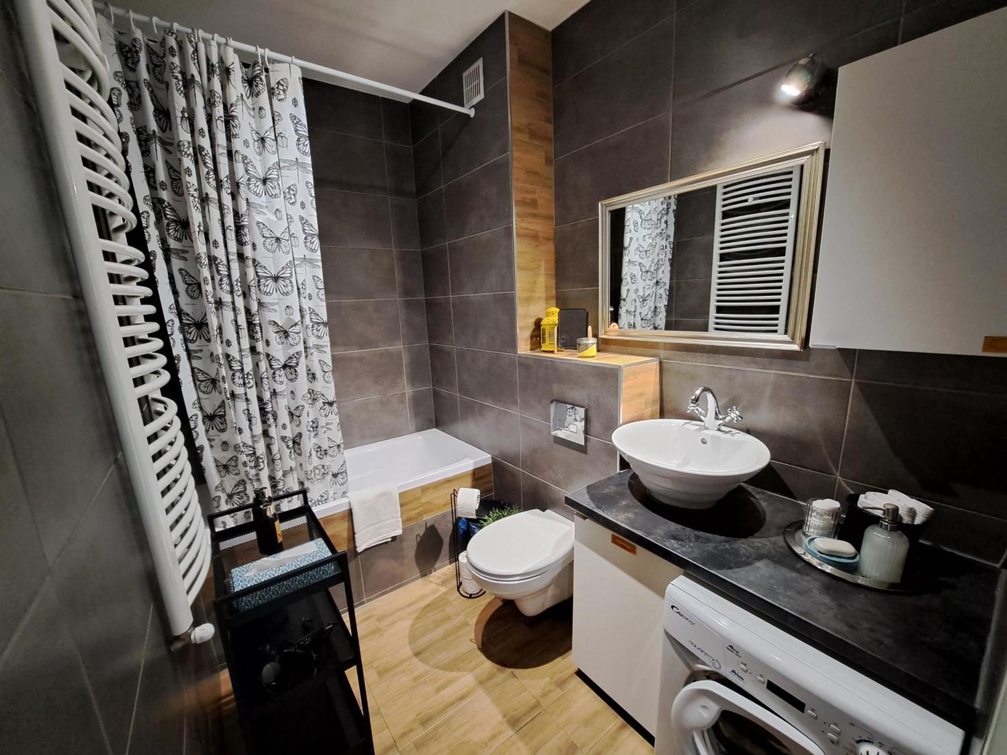 Gryfny Grubiorz Apartman Katowice Kültér fotó